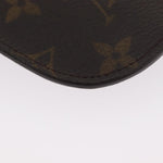 Louis Vuitton Etui à lunette Canvas - image 10