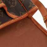 Louis Vuitton Sac Gibeciere Messenger Bag Monogram Canvas MM - image 17